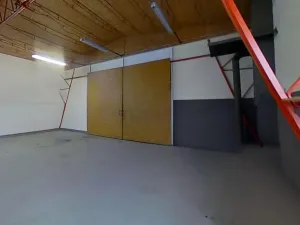 Pronájem skladu, Pelhřimov, Libkovodská, 110 m2