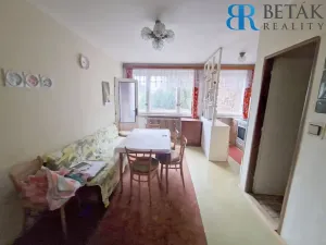 Prodej rodinného domu, Oplocany, 230 m2