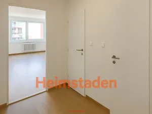 Pronájem bytu 1+kk, Orlová - Lutyně, Masarykova třída, 26 m2