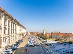 Pronájem kanceláře, Praha - Hradčany, Loretánské náměstí, 36 m2