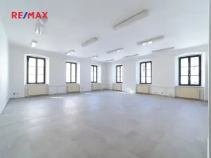 Prodej obchodního prostoru, Králíky, 5. května, 519 m2