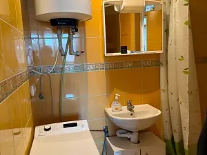 Pronájem bytu 1+kk, Olomouc, Jarmily Glazarové, 27 m2