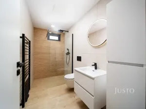 Pronájem rodinného domu, Boršov nad Vltavou, Severní, 121 m2