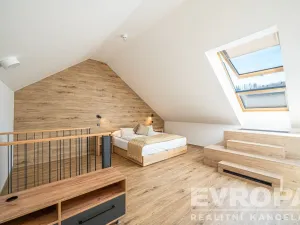 Prodej bytu 2+kk, Černý Důl, 78 m2