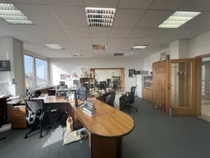 Pronájem kanceláře, Praha - Krč, Nová cesta, 308 m2