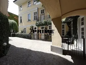 Pronájem bytu 2+1, Praha - Malá Strana, Vlašská, 73 m2