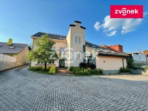 Pronájem kanceláře, Zlín, Vršava I, 460 m2