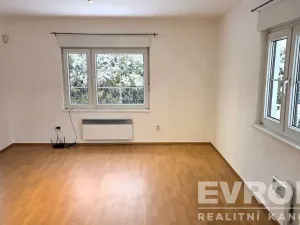 Pronájem rodinného domu, Praha - Nebušice, V březinkách, 365 m2