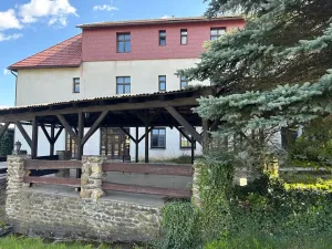 Prodej podílu ubytování, Týnec, 1050 m2