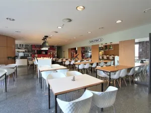 Pronájem komerční nemovitosti, Praha - Jinonice, Pekařská, 285 m2