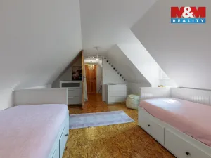 Prodej rodinného domu, Libá, 228 m2