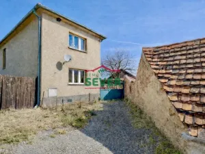 Prodej rodinného domu, Kožlany, Pražská, 200 m2