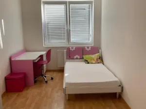 Pronájem bytu 3+kk, Praha - Vysočany, Poděbradská, 80 m2