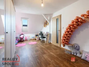 Prodej rodinného domu, Koloveč, nám. Svobody, 160 m2