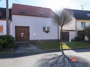 Prodej rodinného domu, Koloveč, nám. Svobody, 160 m2