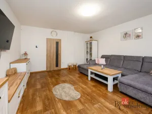 Prodej rodinného domu, Koloveč, nám. Svobody, 160 m2