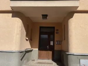 Dražba bytu 2+kk, Hradec Králové - Pražské Předměstí, Horova, 93 m2