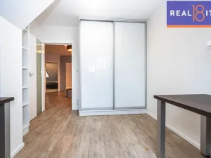 Prodej bytu 4+kk, Praha, Semilská, 139 m2