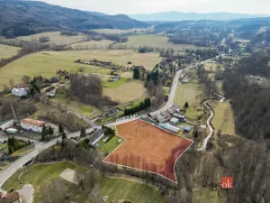 Prodej komerčního pozemku, Oldřichov v Hájích, 5682 m2