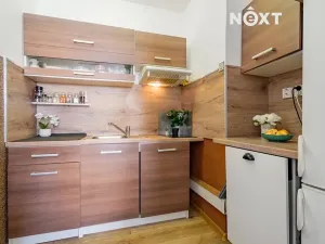 Prodej bytu 2+kk, Praha - Prosek, Prosecká, 41 m2