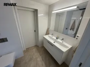 Prodej bytu 4+kk, Praha - Libeň, Zenklova, 118 m2