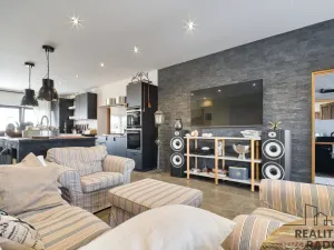 Prodej rodinného domu, Tísek, 208 m2