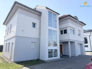 Pronájem kanceláře, Praha - Kunratice, Vídeňská, 350 m2