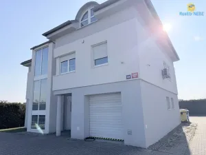 Pronájem kanceláře, Praha - Kunratice, Vídeňská, 350 m2