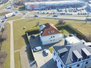 Pronájem kanceláře, Praha - Kunratice, Vídeňská, 350 m2