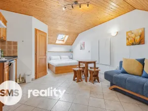 Prodej apartmánu, Štítary, 665 m2
