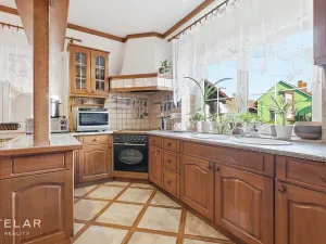 Prodej apartmánu, Štítary, 665 m2