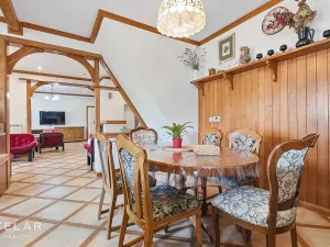 Prodej apartmánu, Štítary, 665 m2