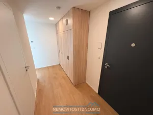 Pronájem bytu 2+kk, Znojmo, Kotkova, 53 m2