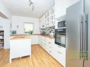 Prodej rodinného domu, Dlouhá Lhota, 203 m2