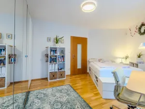 Pronájem bytu 5+kk, Praha - Podolí, Na hřebenech II, 172 m2