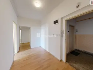 Pronájem bytu 2+1, Opava - Město, Dolní náměstí, 76 m2