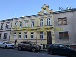 Pronájem bytu 1+1, Opava, Mánesova, 42 m2