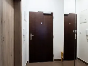 Pronájem bytu 1+kk, Praha - Letňany, Štanderova, 37 m2