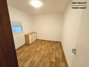 Pronájem bytu 3+1, Ústí nad Labem, V Podhájí, 65 m2