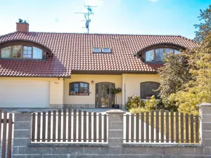 Prodej vícegeneračního domu, Olšany, 392 m2