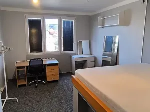 Pronájem bytu 3+1, Cheb, Valdštejnova, 83 m2