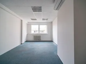 Pronájem kanceláře, Hradec Králové, Sušilova, 250 m2