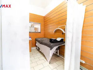 Pronájem obchodního prostoru, Praha - Libeň, Zenklova, 55 m2