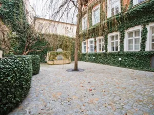 Pronájem bytu 2+1, Praha - Malá Strana, 73 m2