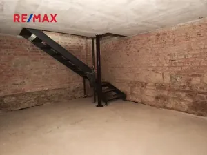 Pronájem obchodního prostoru, Plzeň, Slovanská, 41 m2