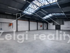 Pronájem skladu, Břeclav, 1705 m2