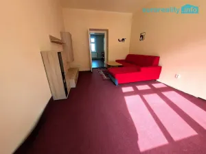 Pronájem bytu 2+kk, Plzeň, Dobrovského, 49 m2