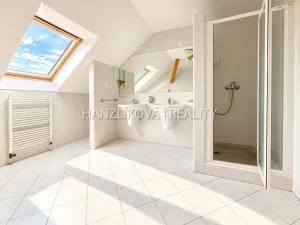 Prodej bytu 4+kk, České Budějovice - České Budějovice 6, M. Vydrové, 143 m2