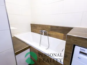 Prodej bytu 3+1, Zliv, Školní, 75 m2