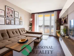 Prodej bytu 3+1, Zliv, Školní, 75 m2